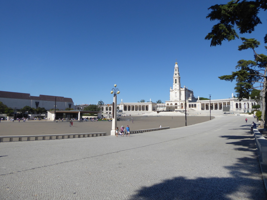 Fatima - Blick auf Kathedrale