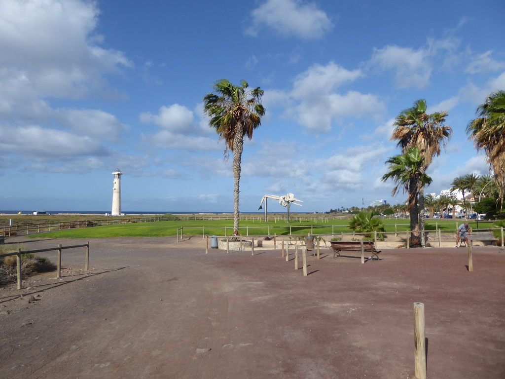 Morro Jable - Leuchtturm & Walskelett